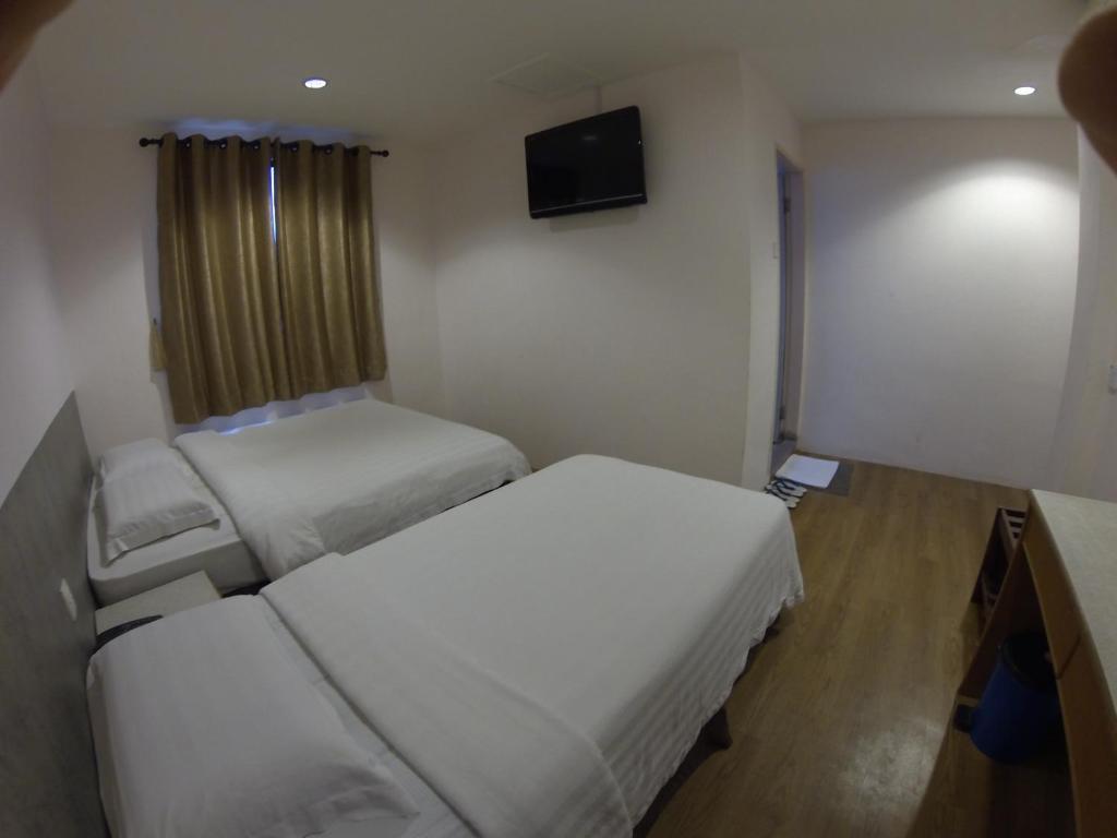 Hotel Kinabalu โกตาคินาบาลู ภายนอก รูปภาพ